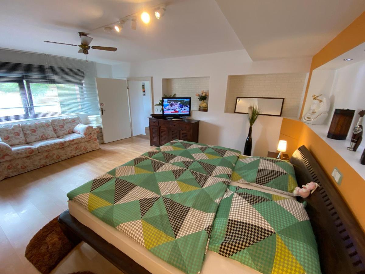 Premium Ferienwohnung Ulf-Dieter Kunstmann Kremmen Esterno foto